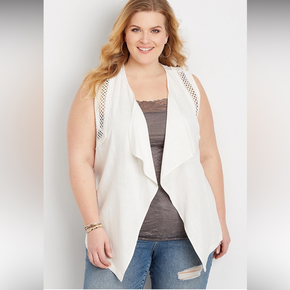 Maurices Ivory Sleeveless Vest